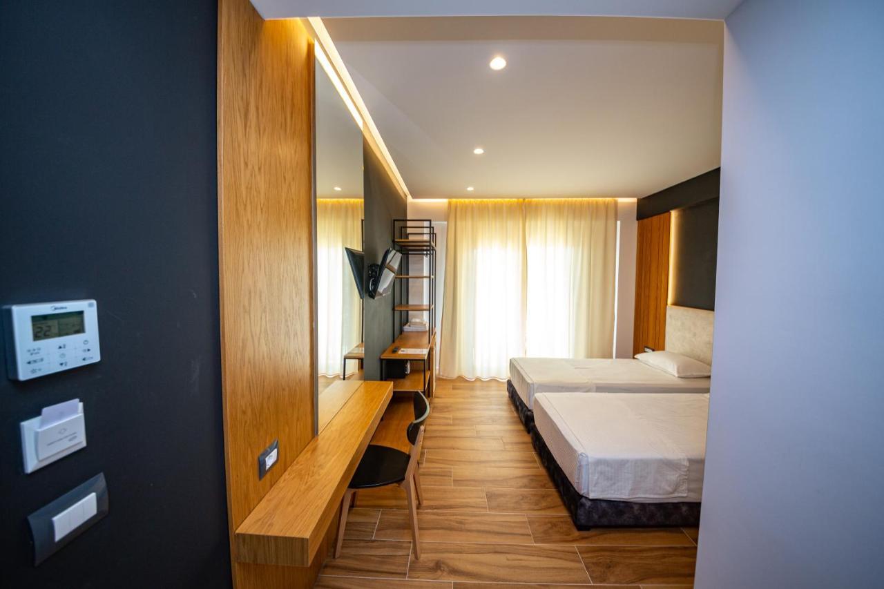 Inada Hotel Ksamil Bagian luar foto