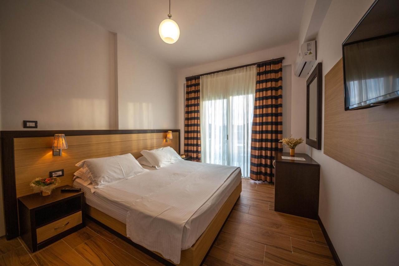 Inada Hotel Ksamil Bagian luar foto