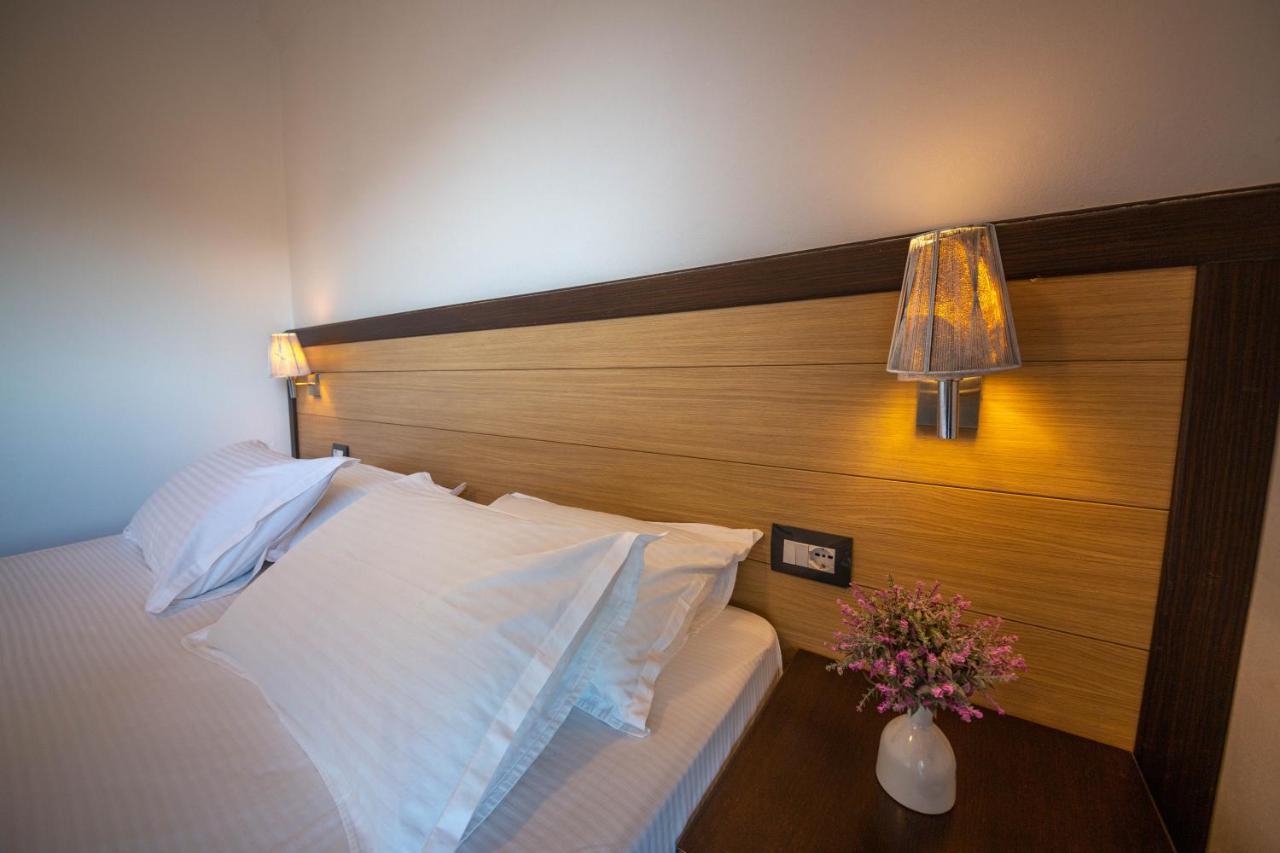 Inada Hotel Ksamil Bagian luar foto
