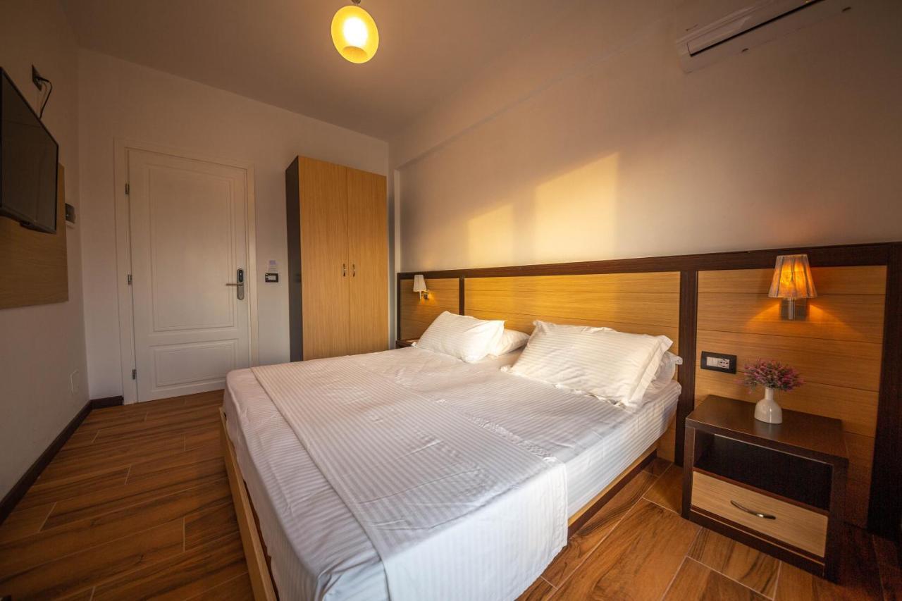 Inada Hotel Ksamil Bagian luar foto