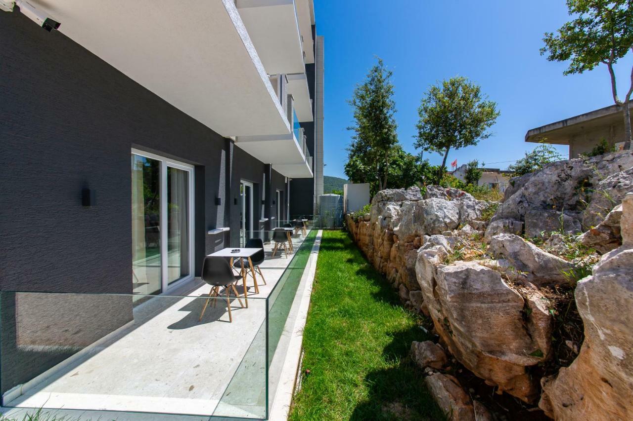 Inada Hotel Ksamil Bagian luar foto