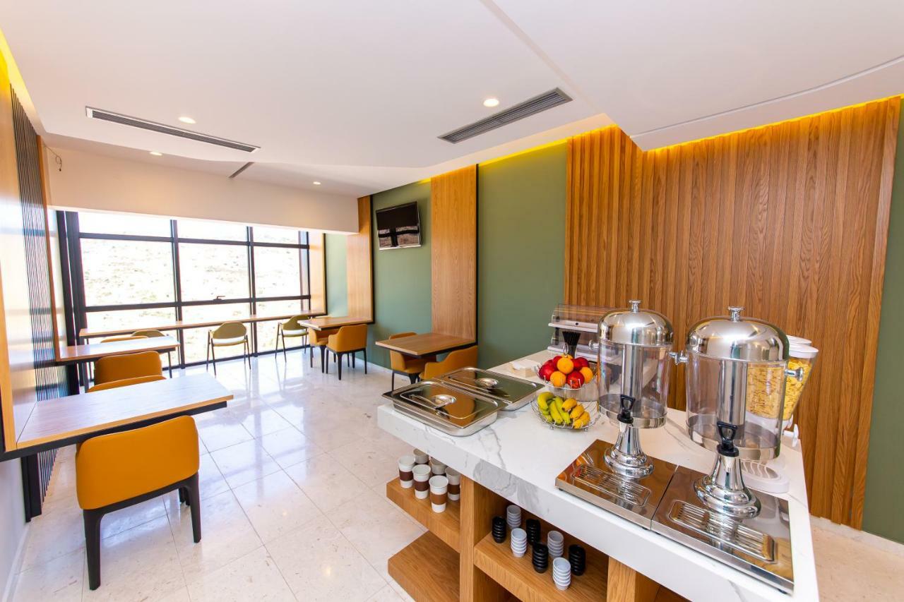 Inada Hotel Ksamil Bagian luar foto