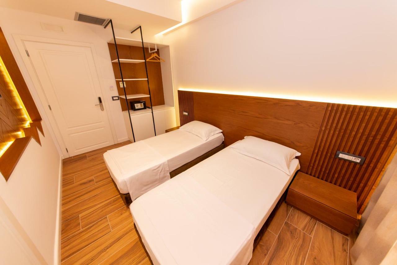 Inada Hotel Ksamil Bagian luar foto